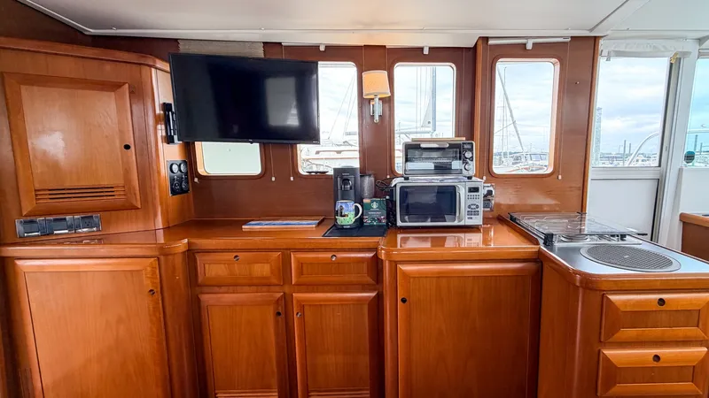 Slide: The Image of Beneteau SWIFT TRAWLER 42 2006 - 7517663