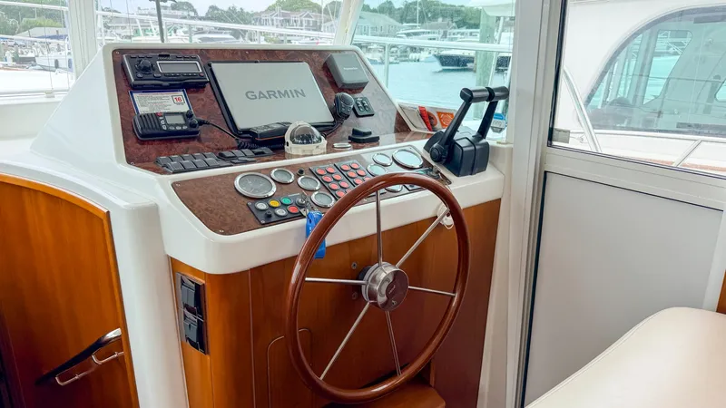 Slide: The Image of Beneteau SWIFT TRAWLER 42 2006 - 7517671