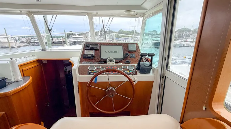 Slide: The Image of Beneteau SWIFT TRAWLER 42 2006 - 7517668