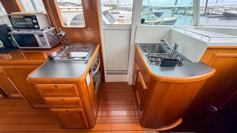 Slide: The Image of Beneteau SWIFT TRAWLER 42 2006 - 7517665
