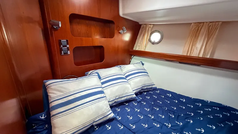 Slide: The Image of Beneteau SWIFT TRAWLER 42 2006 - 7517673