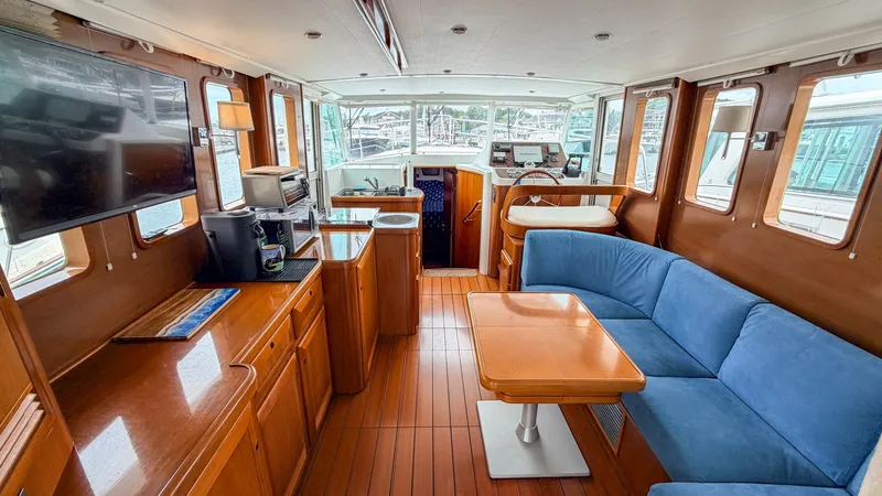 Slide: The Image of Beneteau SWIFT TRAWLER 42 2006 - 7517661