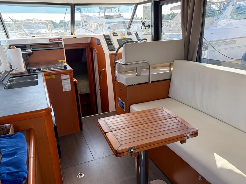 Slide: The Image of Beneteau SWIFT TRAWLER 30 2017 - 7518090
