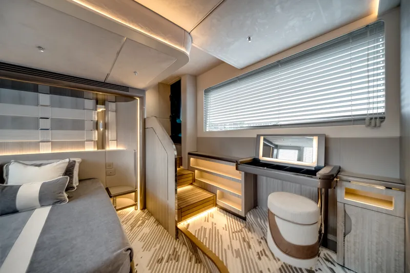 Slide: The Image of Galeon 620 FLY 2027 - 8051264
