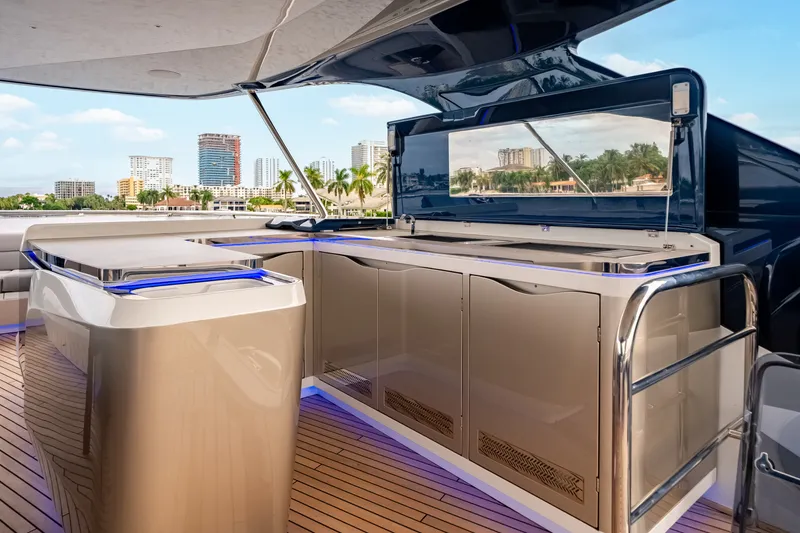 Slide: The Image of Galeon 620 FLY 2027 - 8051287