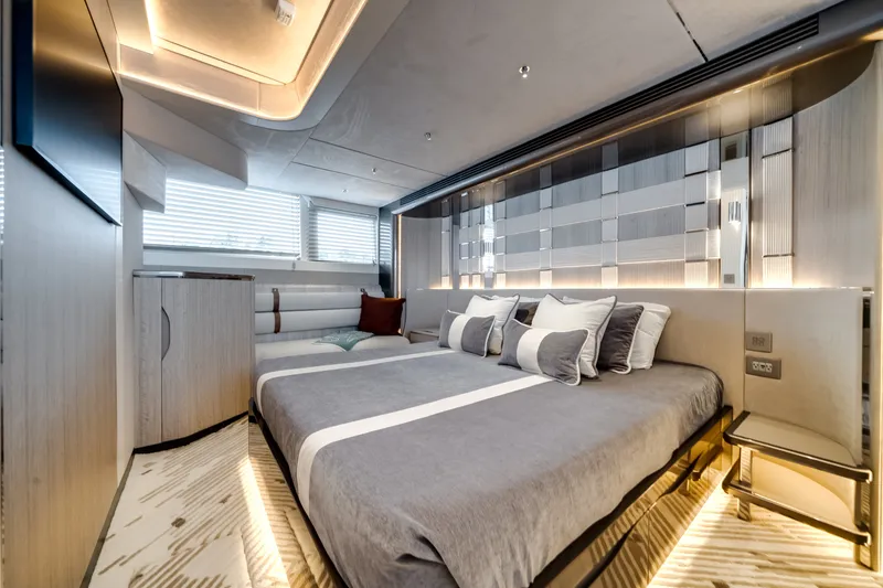 Slide: The Image of Galeon 620 FLY 2027 - 8051257