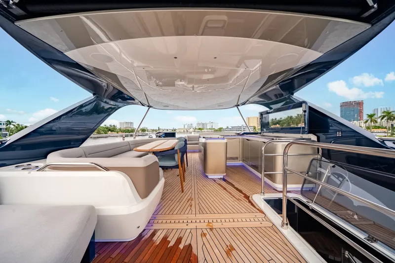 Slide: The Image of Galeon 620 FLY 2027 - 8051285