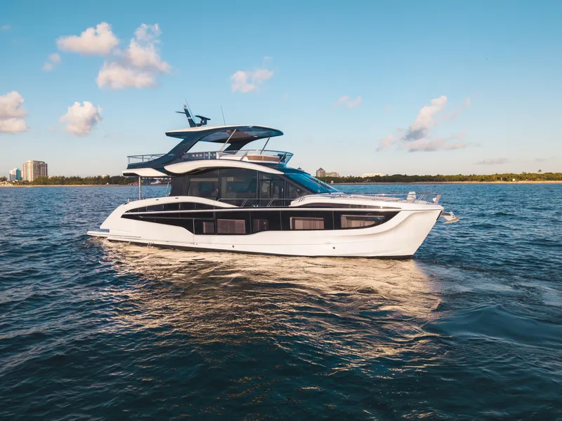Slide: The Image of Galeon 620 FLY 2027 - 8051225