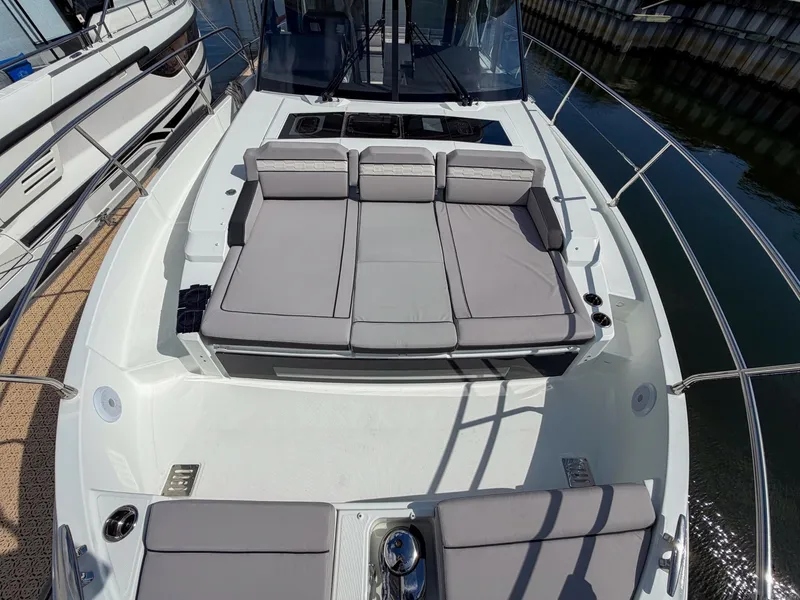 Slide: The Image of Jeanneau NC 1295 Coupe 2026 - 7519142