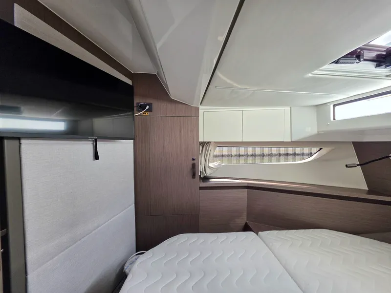 Slide: The Image of Jeanneau NC 1295 Coupe 2026 - 7519133