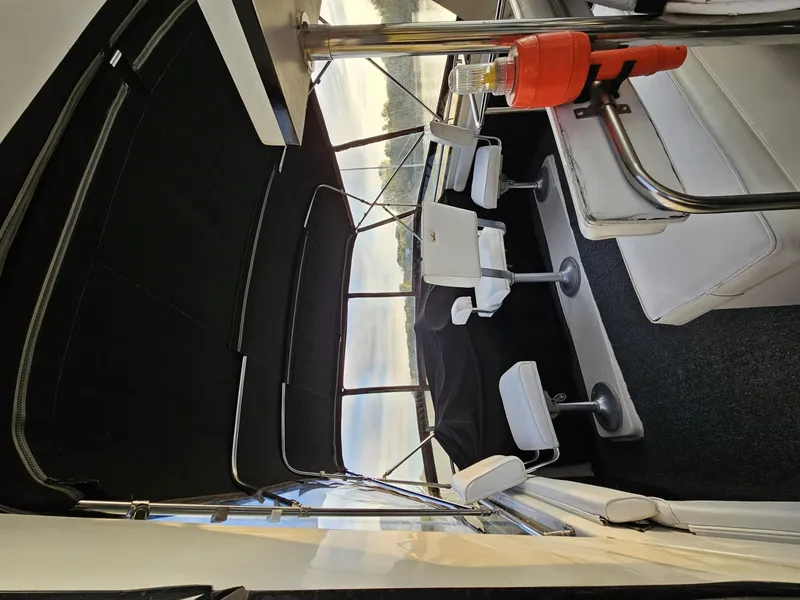Slide: The Image of Silverton 40 Aft Cabin 1988 - 7525958
