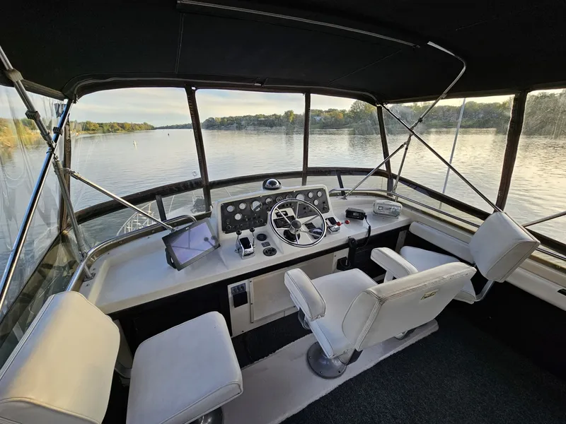 Slide: The Image of Silverton 40 Aft Cabin 1988 - 7525952