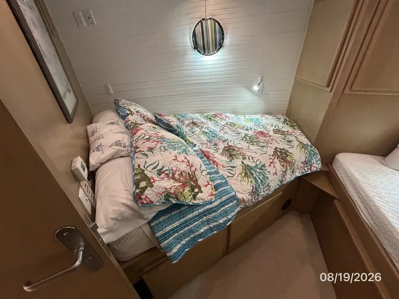 Slide: The Image of Steel Magnolia guest stateroom port - 7522012