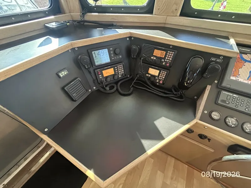 Slide: The Image of Steel Magnolia pilothouse helm electronics - 7522058