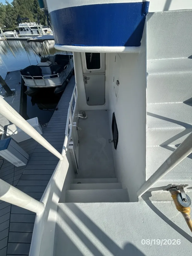 Slide: The Image of Steel Magnolia starboard lower deck1 - 7522120