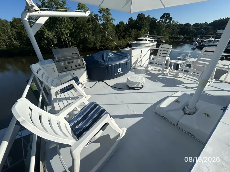 Slide: The Image of Steel Magnolia sundeck aft2 - 7522125