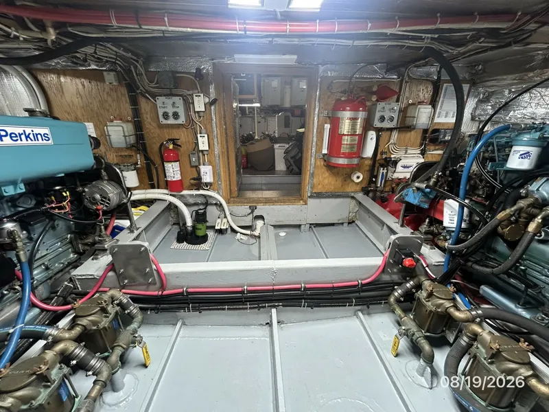 Slide: The Image of Steel Magnolia engine room forward - 7521987