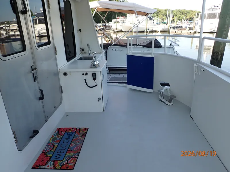 Slide: The Image of Steel Magnolia lower aftdeck starboard - 7522024