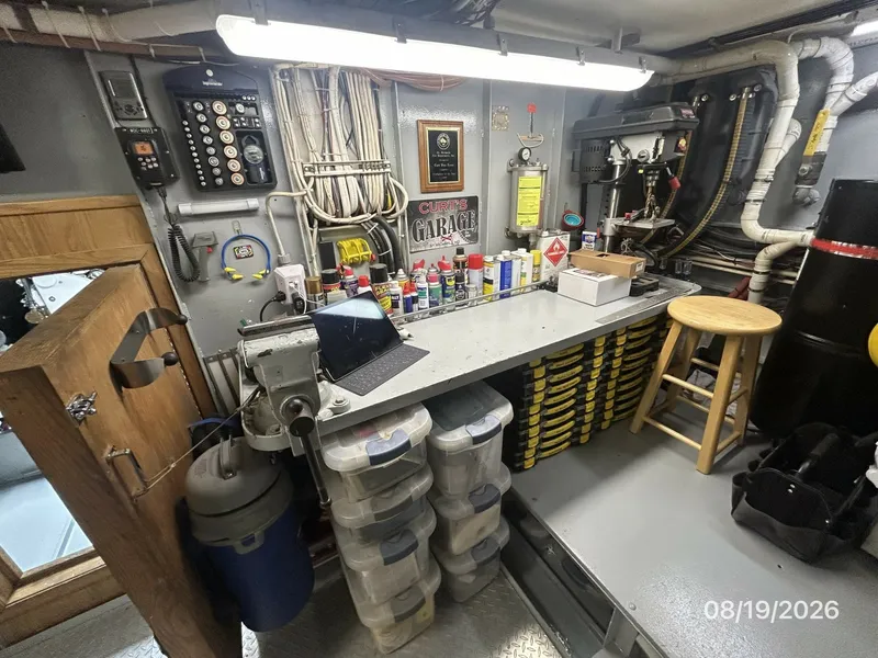 Slide: The Image of Steel Magnolia utility room workbench - 7522175