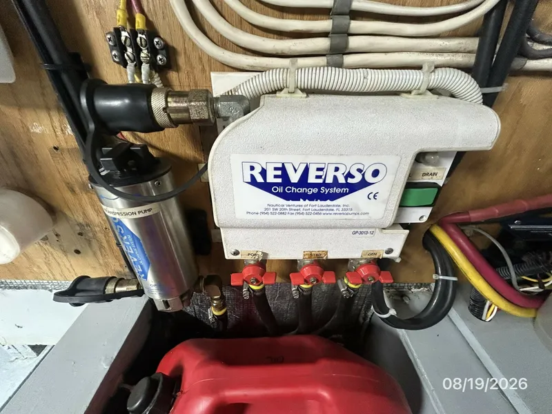 Slide: The Image of Steel Magnolia oil change system - 7522051