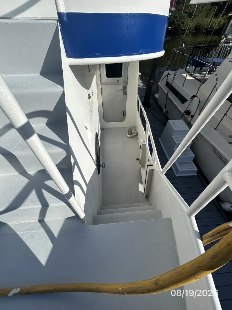Slide: The Image of Steel Magnolia port lower side deck1 - 7522099