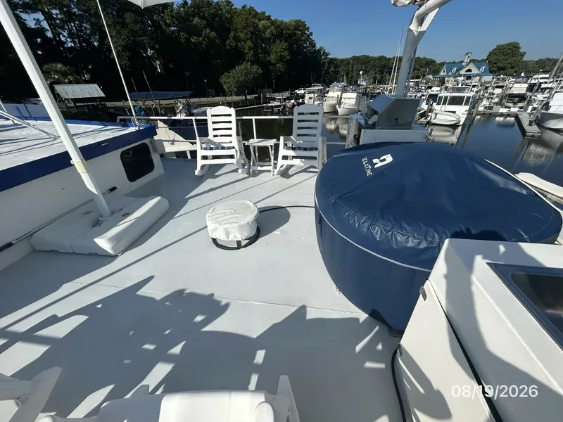 Slide: The Image of Steel Magnolia sundeck starboard - 7522129