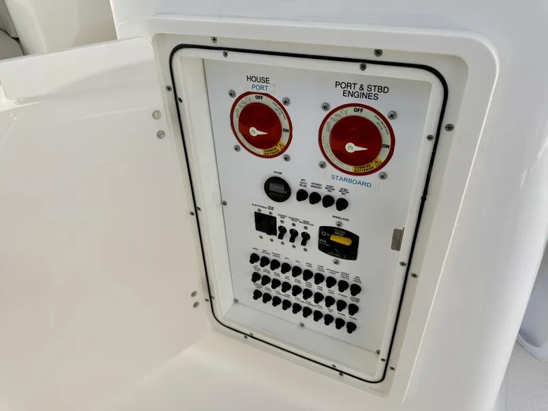 Slide: The Image of Pursuit DC 266 Dual Console 2022 - 7521080