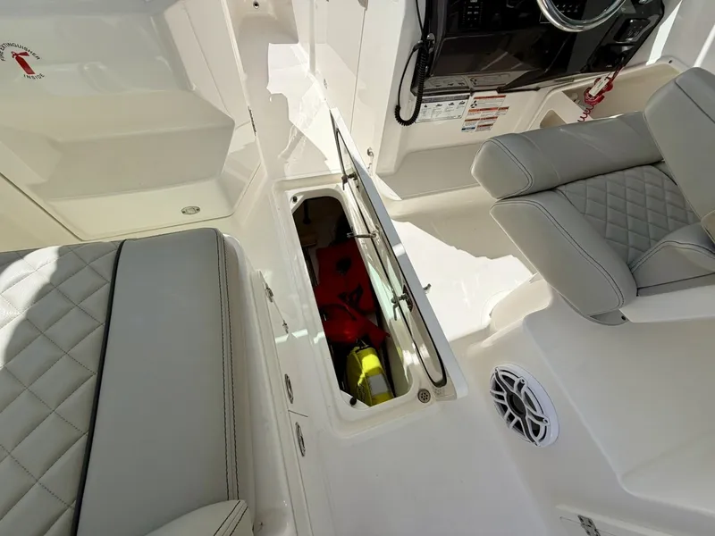Slide: The Image of Pursuit DC 266 Dual Console 2022 - 7521079