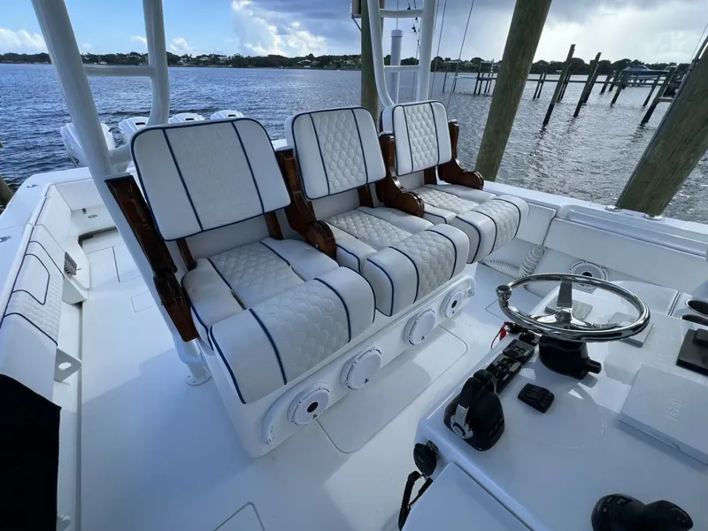 Slide: The Image of Contender 44 NAUTI GIRL - Helm 2021 Contender 44 NAUTI GIRL - 7650040