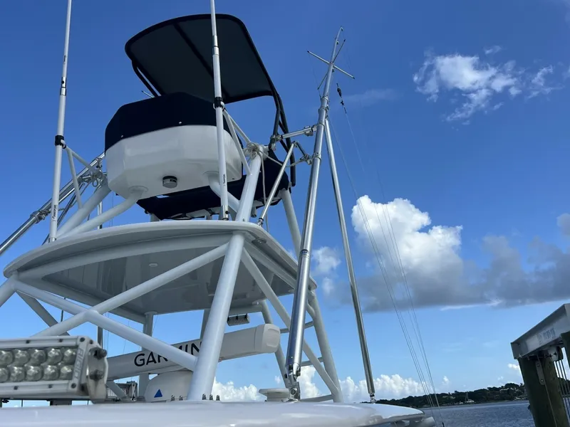 Slide: The Image of Contender 44 NAUTI GIRL - Tower 2021 Contender 44 NAUTI GIRL - 7521197