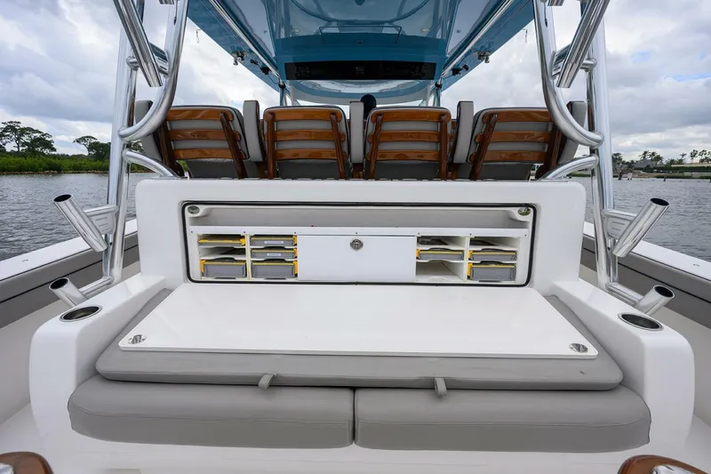 Slide: The Image of Cockpit Seating - 7521373