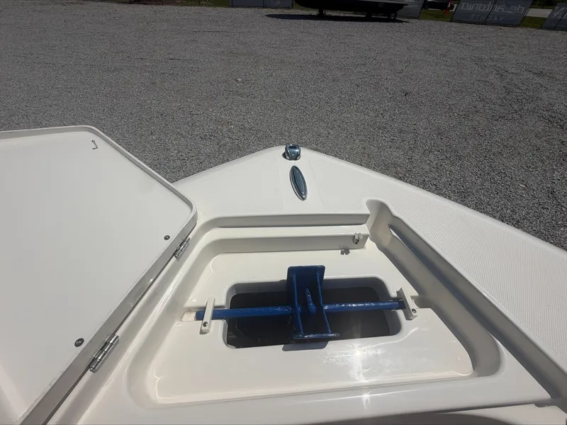 Slide: The Image of Bulls Bay 200 Center Console 2022 - 7521434