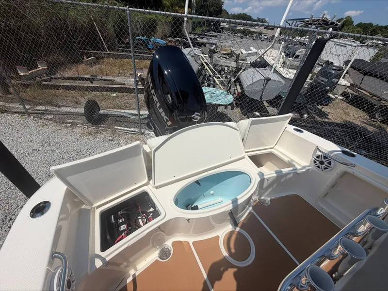 Slide: The Image of Bulls Bay 200 Center Console 2022 - 7521438