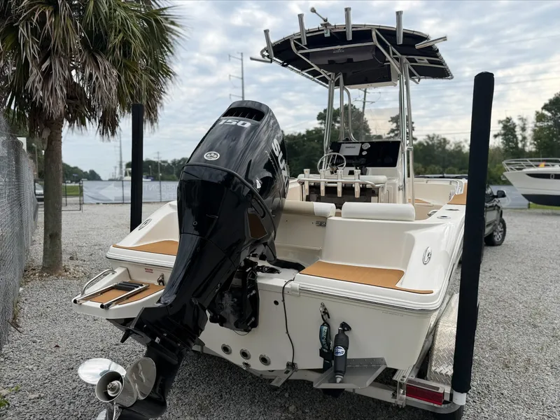 Slide: The Image of Bulls Bay 200 Center Console 2022 - 7521439