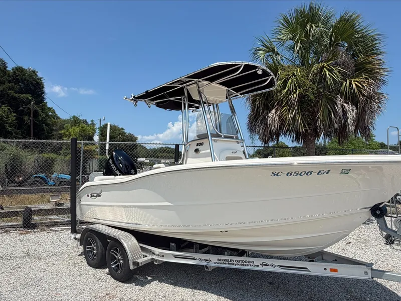 Slide: The Image of Bulls Bay 200 Center Console 2022 - 7521427