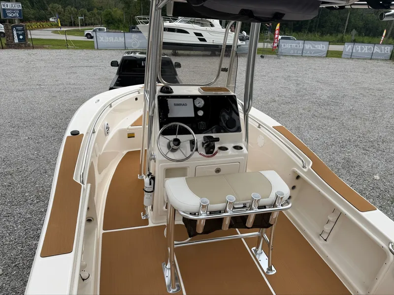 Slide: The Image of Bulls Bay 200 Center Console 2022 - 7521442