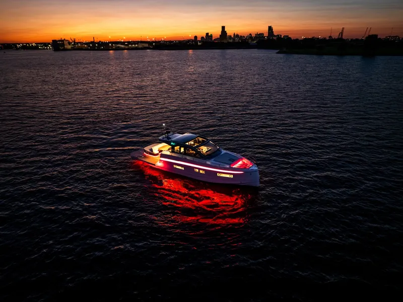 Slide: The Image of Beneteau 50 2027 - 7521548