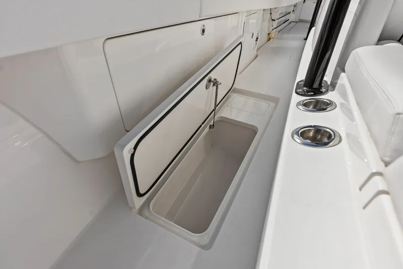 Slide: The Image of Valhalla Boatworks V-41 2022 - 7521857