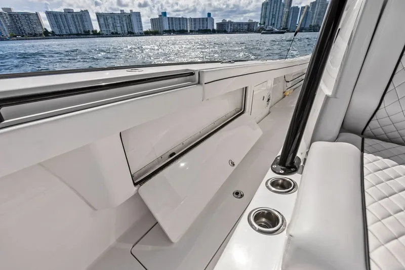 Slide: The Image of Valhalla Boatworks V-41 2022 - 7521856
