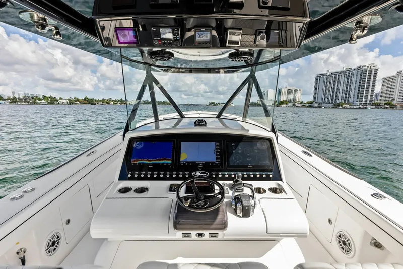 Slide: The Image of Valhalla Boatworks V-41 2022 - 7521863