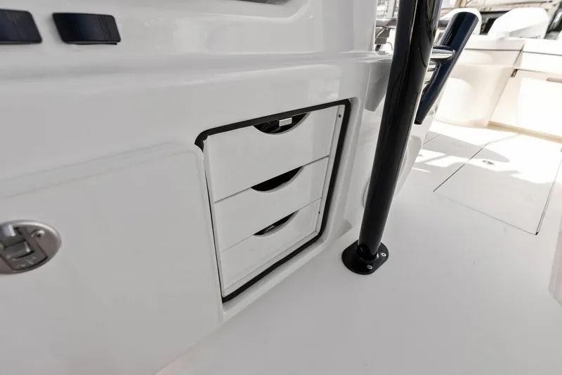 Slide: The Image of Valhalla Boatworks V-41 2022 - 7521854