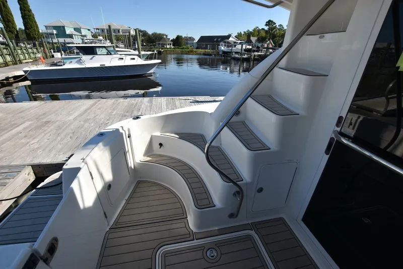 Slide: The Image of Sea Ray 36 Sedan Bridge 2007 - 8151385