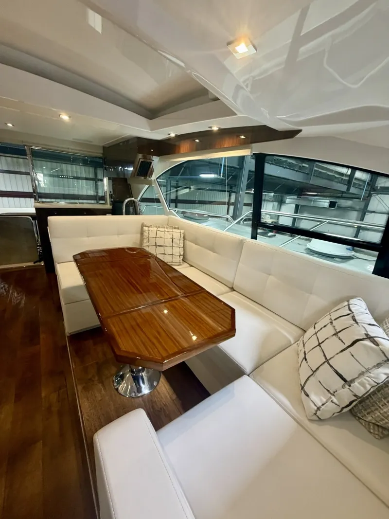 Slide: The Image of Cruisers Yachts 50 Cantius 2022 - 7522496
