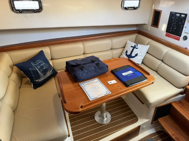 Slide: The Image of Mainship Pilot 34 2006 - 7522826