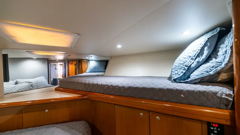 Slide: The Image of 2001 Viking 61 Convertible- Caliente- Forward VIP Stateroom - 7606816
