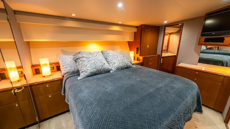 Slide: The Image of 2001 Viking 61 Convertible- Caliente- Master Stateroom - 7606805
