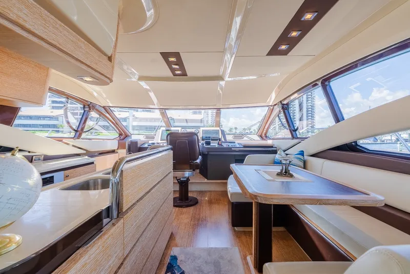 Slide: The Image of Azimut 60 Fly 2014 - 7526484