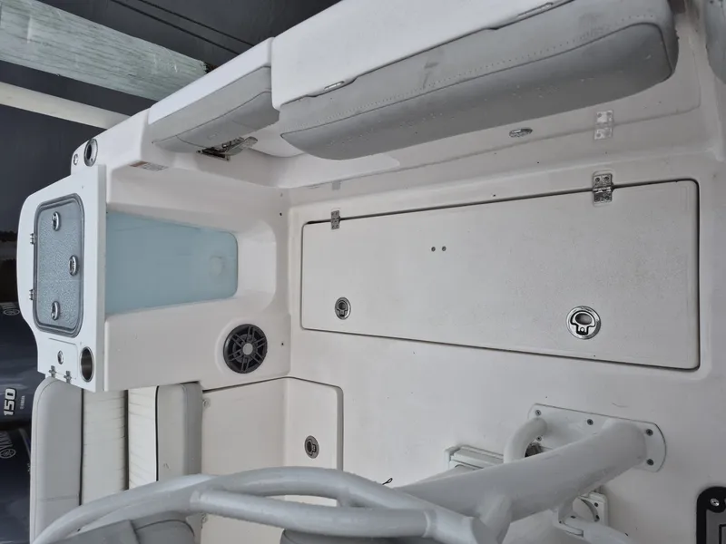 Slide: The Image of Sea Fox 268 Commander 2023 - 7527001