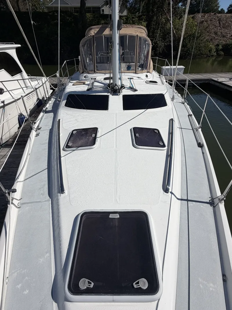 Slide: The Image of Hunter Passage 456 2002 - 8331310