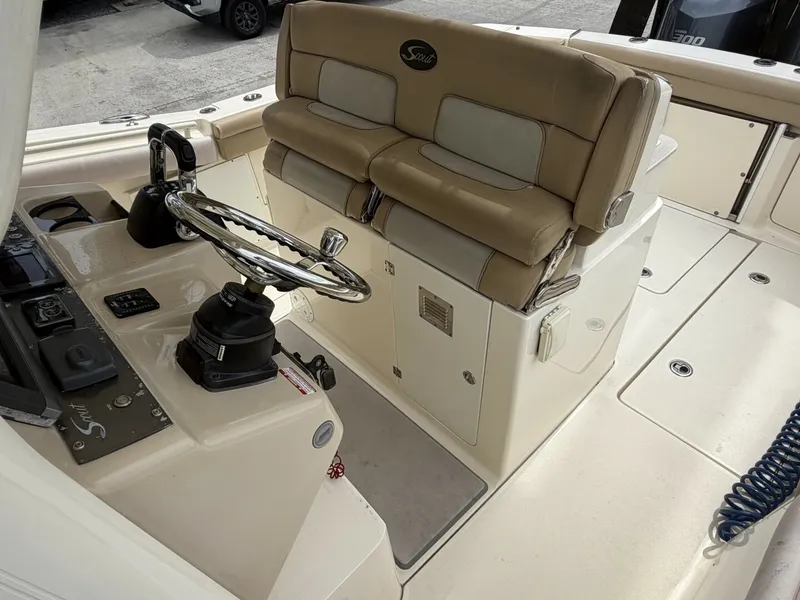 Slide: The Image of Scout 320 LXF 2014 - 7532514